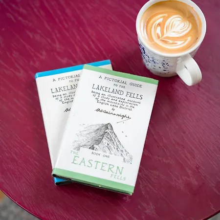 Charming 3-bedroom Barn In By Letmestay